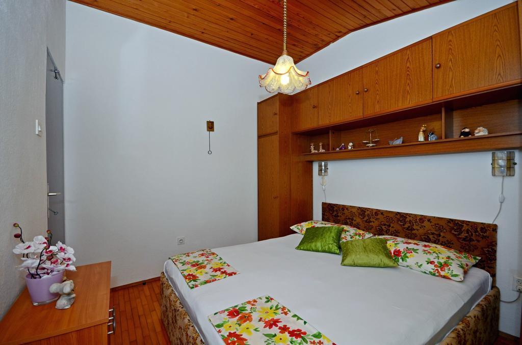 Apartments Katica Трогир Экстерьер фото