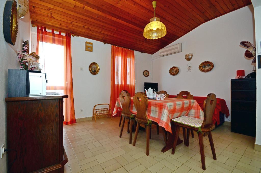 Apartments Katica Трогир Экстерьер фото